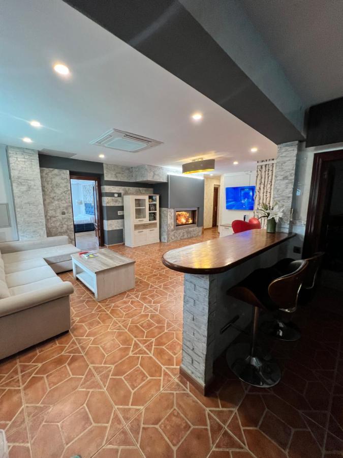 Apartment Real